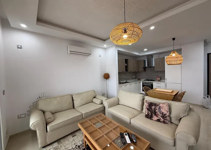 Furnished 2 Bedroom Sea View With Swimming Pool And By The Beach